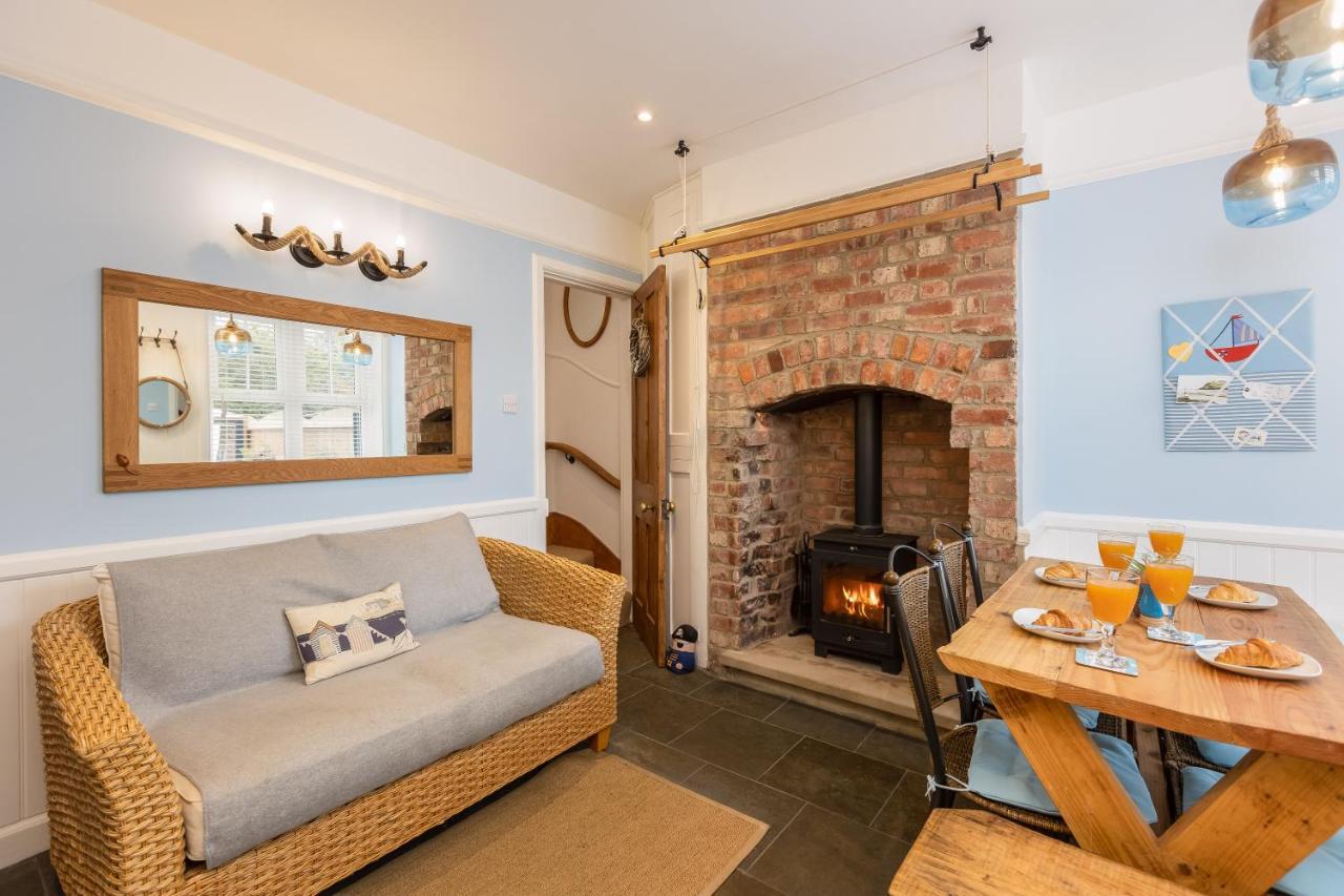 Robin Hood'S Bay Coastguard'S Cottage With A View Bagian luar foto