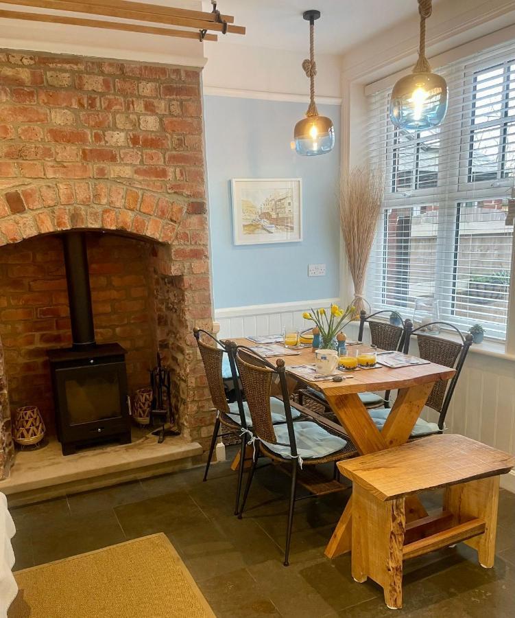 Robin Hood'S Bay Coastguard'S Cottage With A View Bagian luar foto