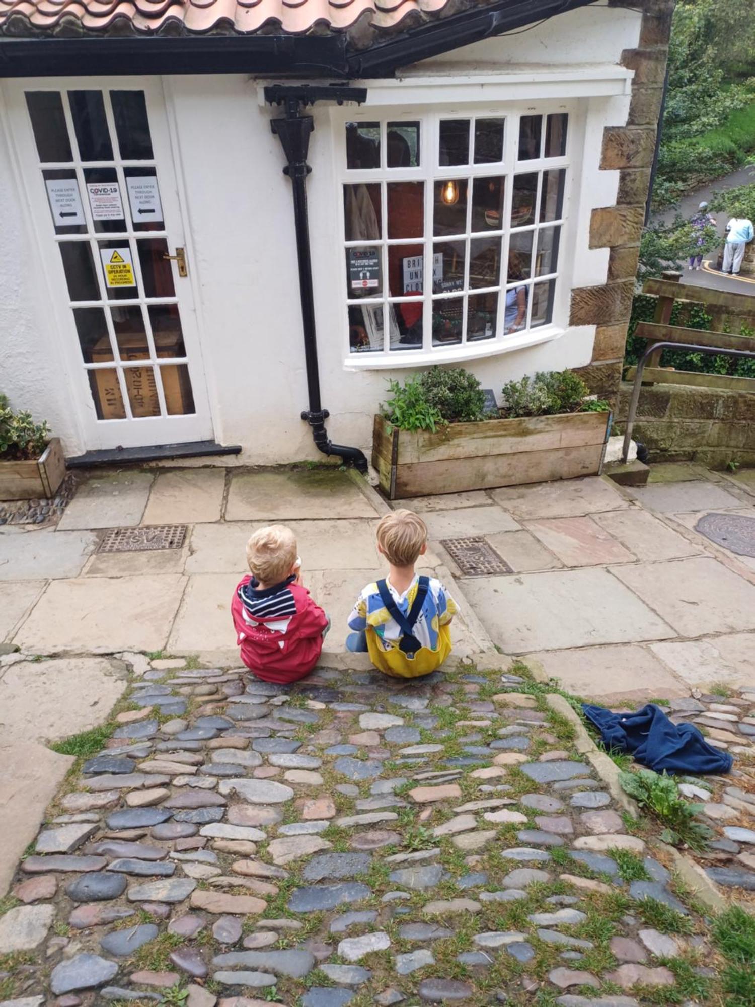 Robin Hood'S Bay Coastguard'S Cottage With A View Bagian luar foto